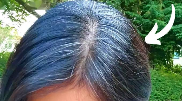 Como esconder seus cabelos brancos naturais (quando você é morena)?