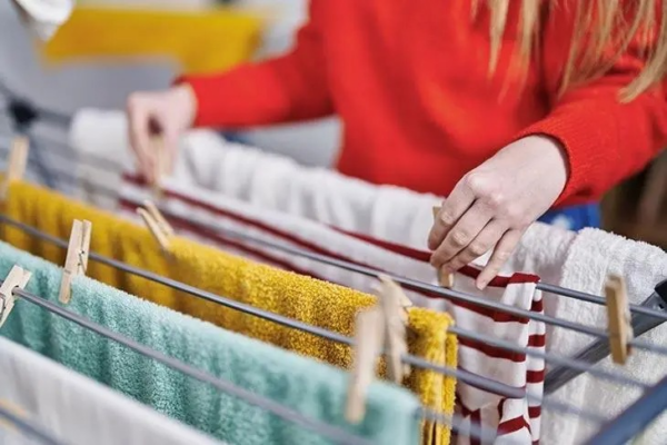 Como secar roupas no inverno para evitar mofo e umidade?