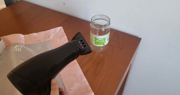 Como tirar rótulos de potes: só assim resolve o problema