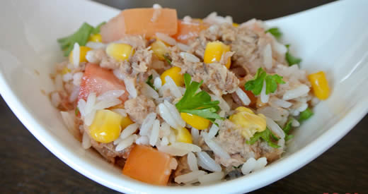 Dieta de arroz e atum para perder 3 quilos em 6 dias