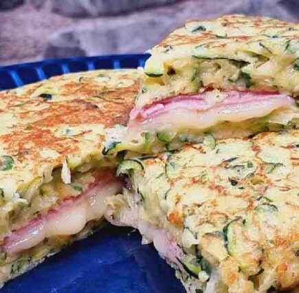 Esta omelete generosa e saborosa deve ser feita pelo menos uma vez por semana