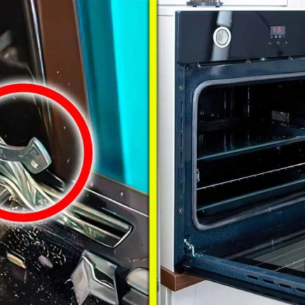 Existe um botão na porta do forno. A maioria das pessoas não sabe o quão útil é