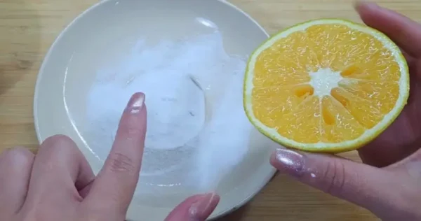 Laranja e bicarbonato, misture esses 2 ingredientes: o resultado é incrível