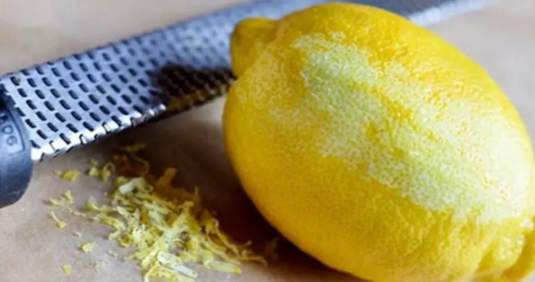 Limão, esprema nas cerdas da vassoura: você não imagina o resultado | Talvez você já tenha pensado nisso