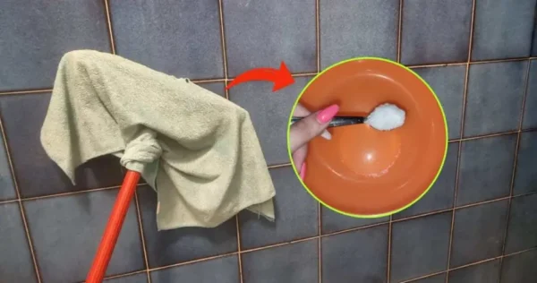 Limpe os azulejos do banheiro em apenas 10 minutos com este método caseiro antigo