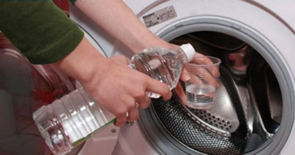 Limpe sua máquina de lavar com cuidado para não deixar fiapos na roupa: 3 dicas infalíveis