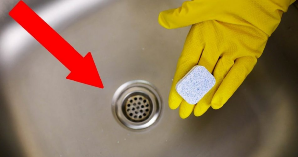 Limpe sua pia e ralo em apenas 5 minutos com este método natural