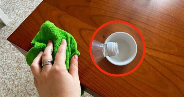 Madeira opaca e velha, o remédio natural muito poderoso para polir em um instante