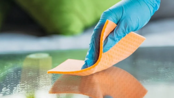 Não compro mais detergente: basta um copo para limpar a casa toda!