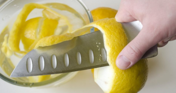 Não jogue fora a casca de limão de novo: aqui estão 6 maneiras de usá-la que as pessoas não conhecem