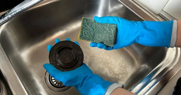 O forno e o fogão brilham com este método de limpeza: zero bagunça na cozinha