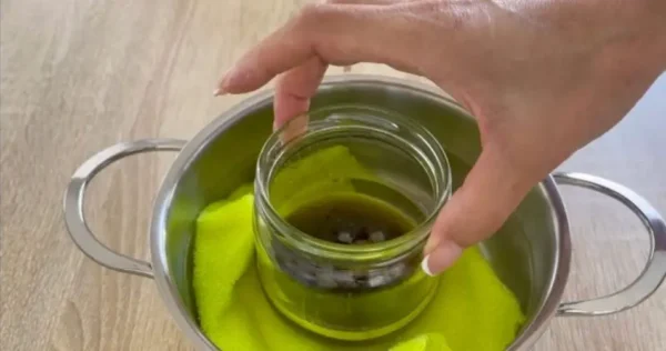 O óleo natural que elimina rugas sem bisturi: basta aplicar pela manhã