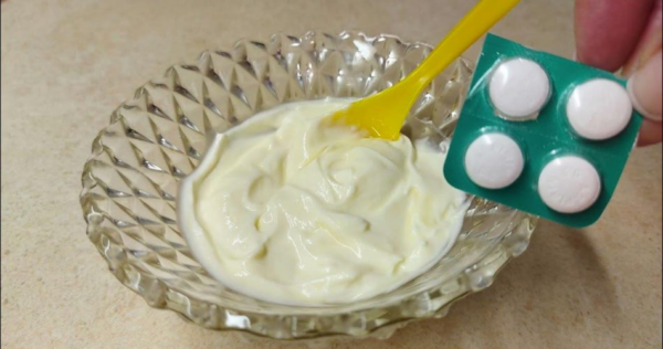 Pele rejuvenescida e rugas eliminadas com apenas uma camada deste produto no rosto