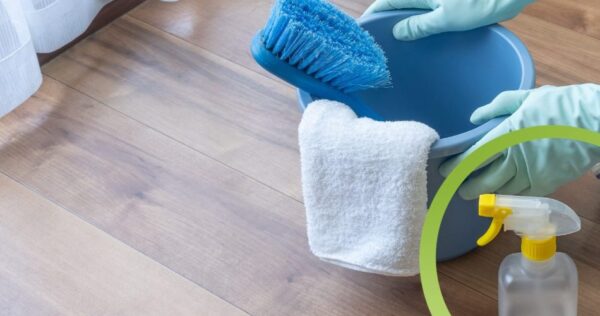 Piso muito brilhante: use estes 2 ingredientes que você tem na sua cozinha, ficará como novo!