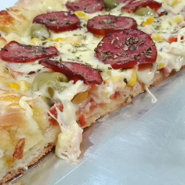 Pizza de Calabresa