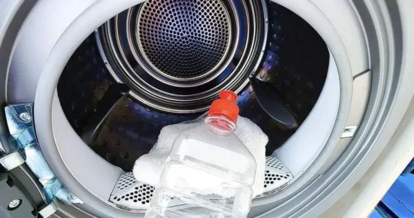 Por que você tem que colocar vinagre branco toda vez que lava na máquina de lavar? 7 ótimas razões