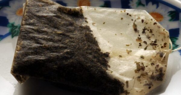 Saquinhos de chá: não jogue fora! Eles valem ouro, recicle-os assim!