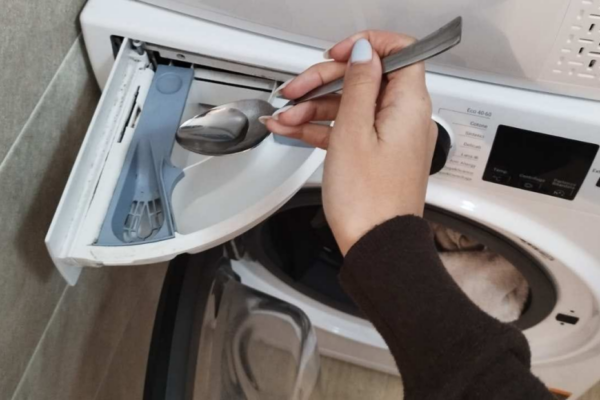 Schluss mit zerknitterter Kleidung, stecken Siese this in the Waschmaschine: besser als bügeln