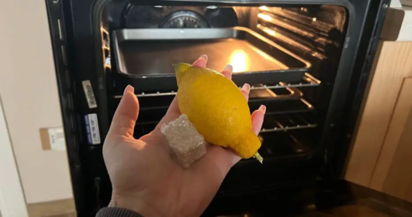 Se você quiser um forno limpo e perfumado, use estes dois ingredientes após cada uso