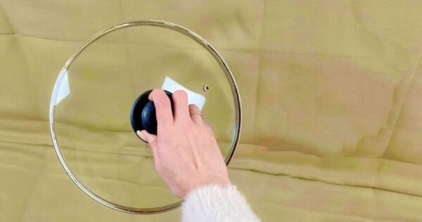 Sofá limpo em 2 minutos, empresas de limpeza escondem de nós: como novo