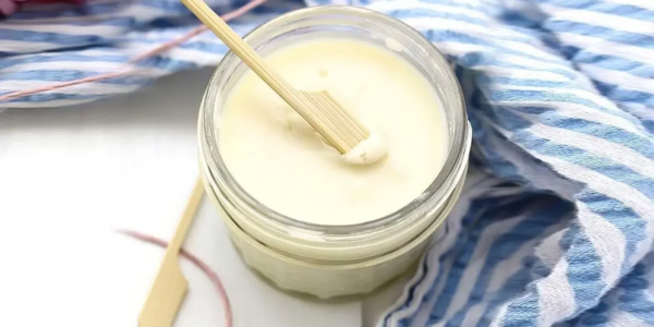 Veja como fazer um desodorante natural para acabar com o odor nas axilas