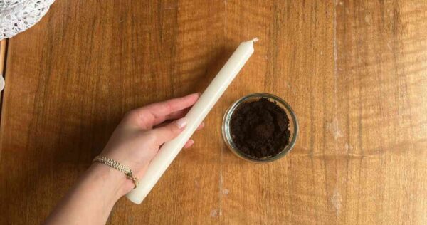 Velas e borra de café, é surpreendente o que sai delas: valem seu peso em ouro em casa