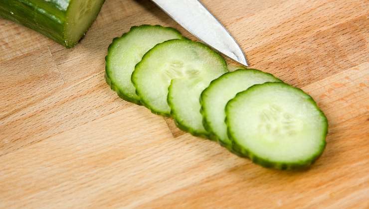 pepino de pele sem rugas