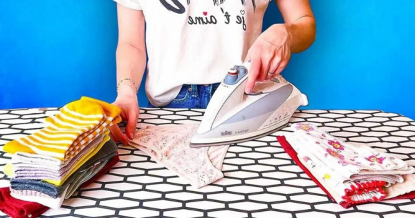 Você realmente precisa passar meias e roupas íntimas?