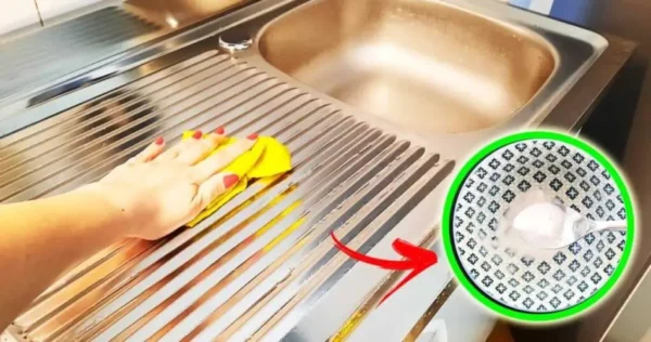 como fazer a pia brilhar novamente com o método de 1 colher de sopa