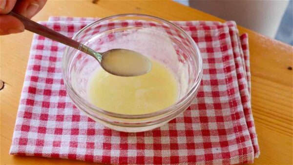 É este composto que vai fazer brilhar e perfumar todos os cantos da casa de banho