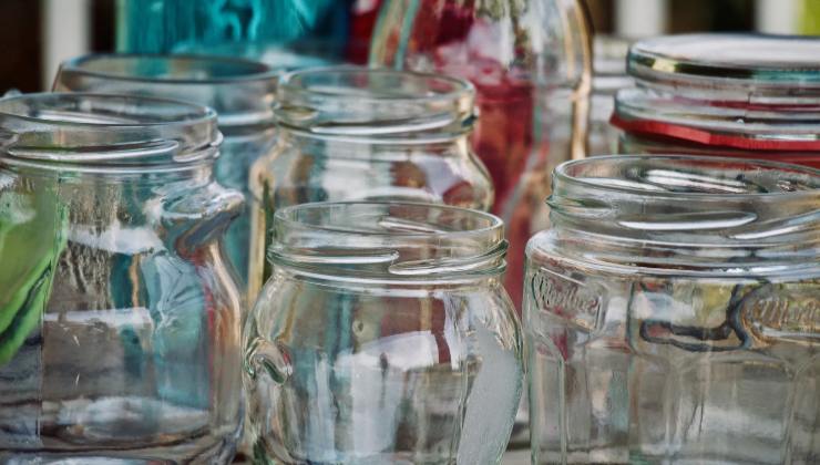 Frascos de vidro vazios