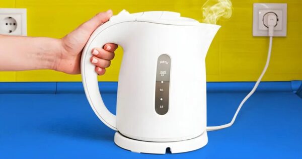 É perigoso aquecer água duas vezes seguidas na chaleira?