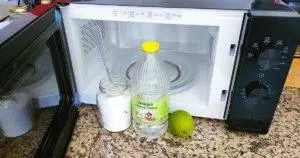 10 Tipps zum Reinigen der Mikrowelle