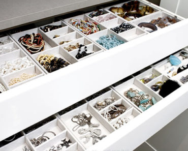 6 Tipps, um Ihren Schmuck auf einfache Weise zu organisieren