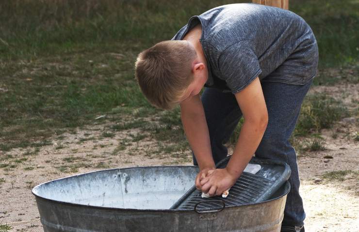 Bleichflecken auf Stoffen – verzweifeln Sie nicht, Sie können sie beheben