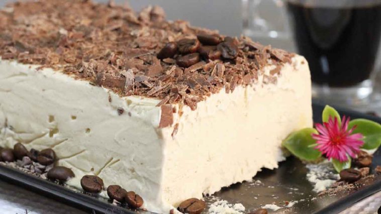 Cremiges Kaffeeparfait: ein herrliches und sehr leckeres Rezept zum Nachtisch