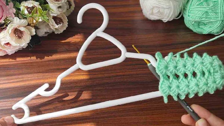 DIY-Tipp, den Sie unbedingt wissen sollten: Was kann man mit Kleiderbügeln und Häkeln verschenken? 