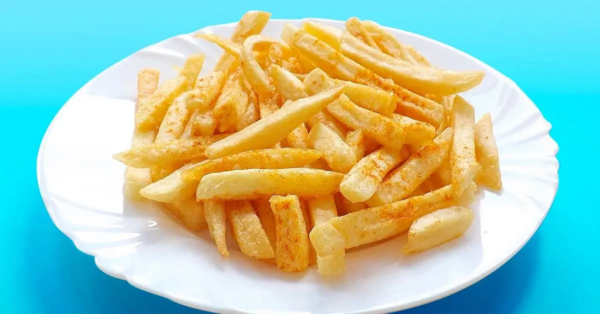 Der Trick, um leckere knusprige Pommes ohne einen Tropfen Öl herzustellen