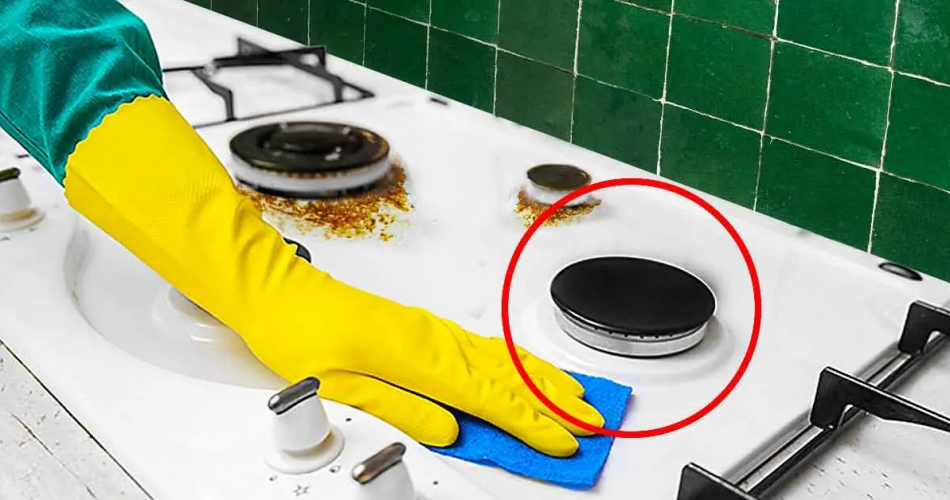 Der geniale Trick, um Ihren Herd ohne Bleichmittel zum Glänzen zu bringen