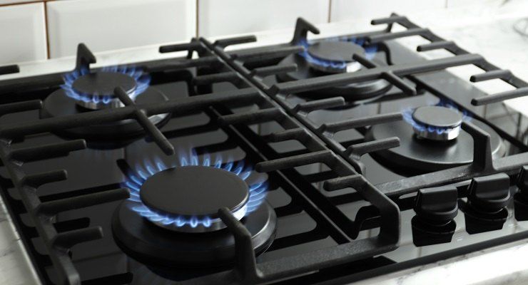 Mischung zur Reinigung verkrusteter und verschmutzter Herde