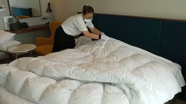 Die koreanische Methode, das Bett in einer Minute zu machen, knitterfrei: Nie war es einfacher