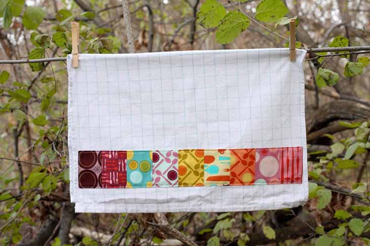 ein Handtuch trocknen