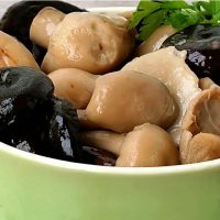 Ein universelles Rezept zum Marinieren von Pilzen nach der heißen Methode!