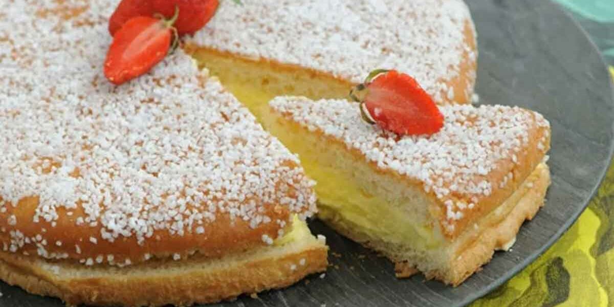 Eine neue Art, einen verlockenden Kuchen mit Konditorcreme zu backen