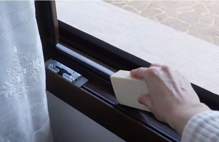 Fensterputzen: So bringen Sie Ihr Zuhause in wenigen Minuten zum Strahlen