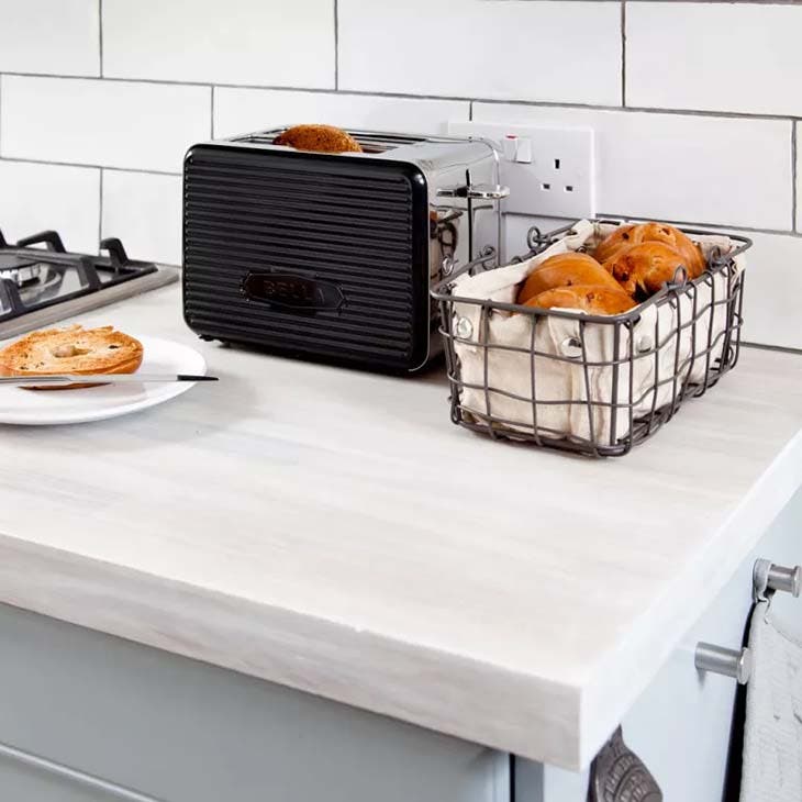 Arbeitsplatte, die gereinigt werden muss