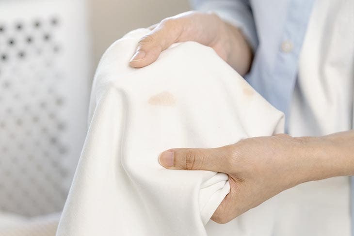 Flecken auf der Kleidung