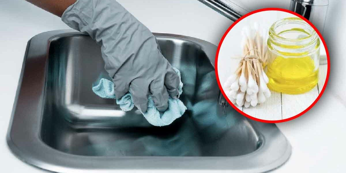 Makelloses Spülbecken: Polieren Sie es mit der unglaublichen Methode des Löffels