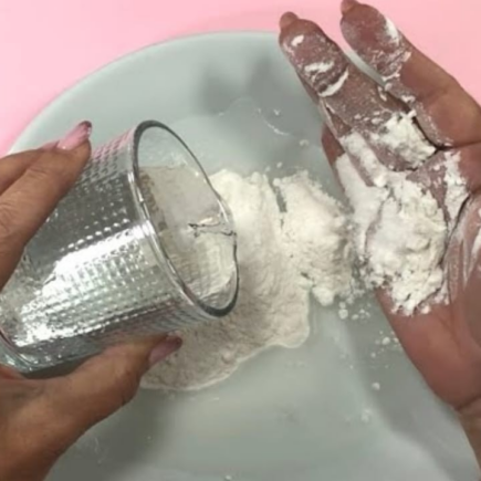 Mischen Sie einfach Wasser und Zement, den gibt es in den teuersten Geschäften: Was entsteht dabei?