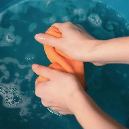 Mit diesem Waschbecken verschwinden sämtliche Schimmelpilze aus Ihrem Zuhause: Nur 3 Zutaten reichen aus